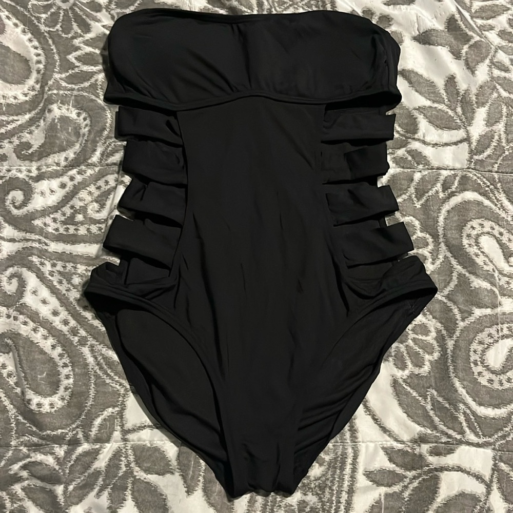 Bathing suit